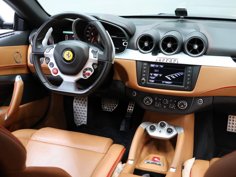 Ferrari FF 2012