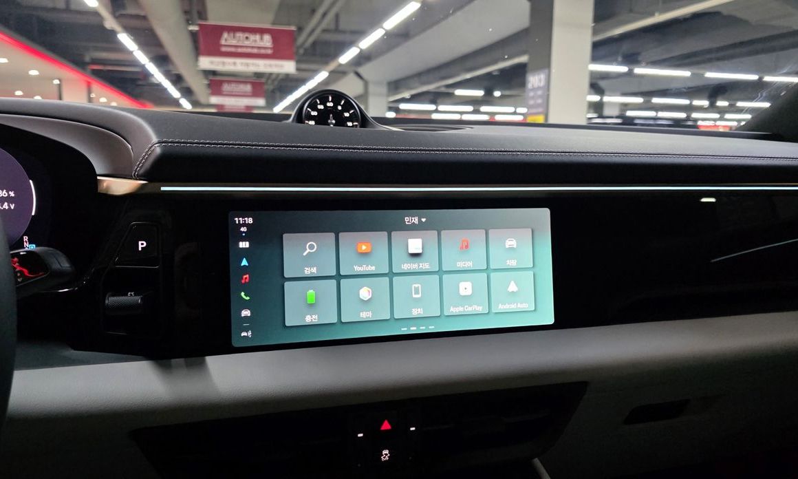 Porsche Macan 2025