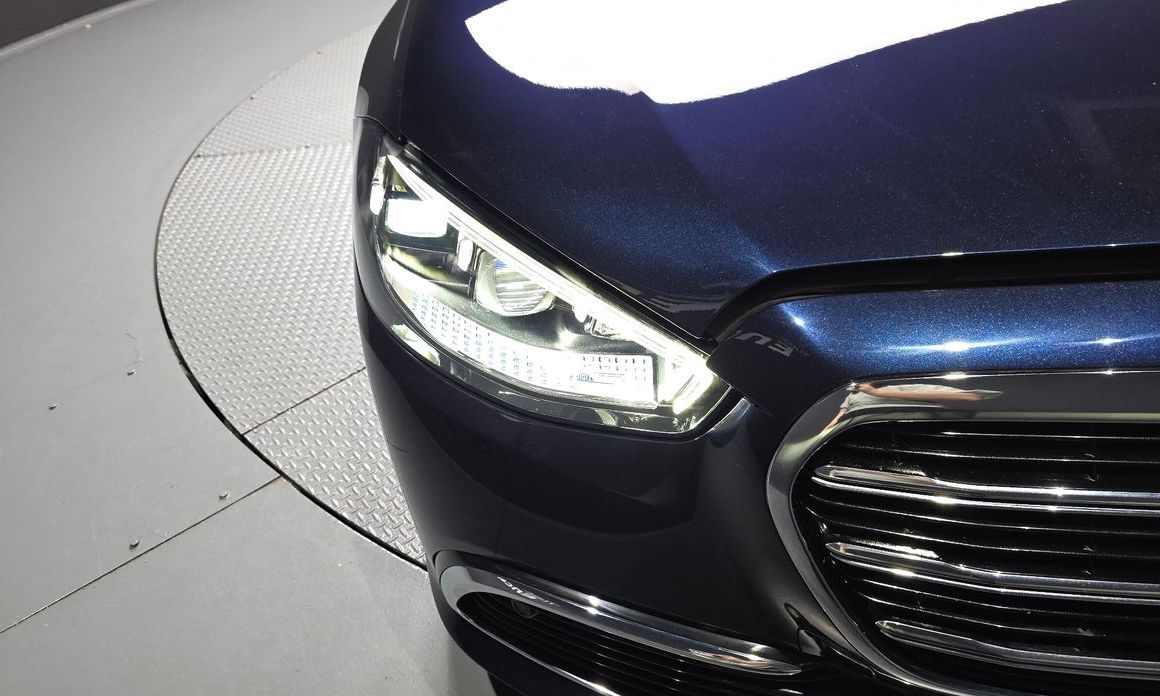 Mercedes-Benz S-Class 2023