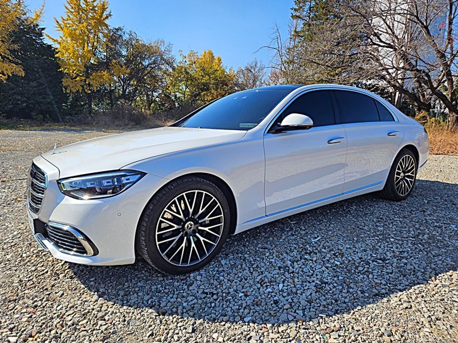 Mercedes-Benz S-Class 2024