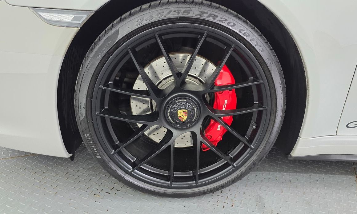 Porsche 911 2019