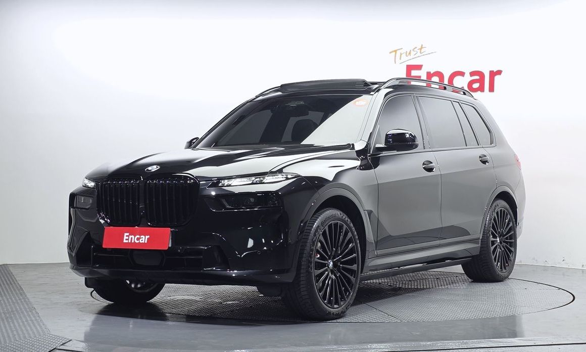 BMW X7 2025