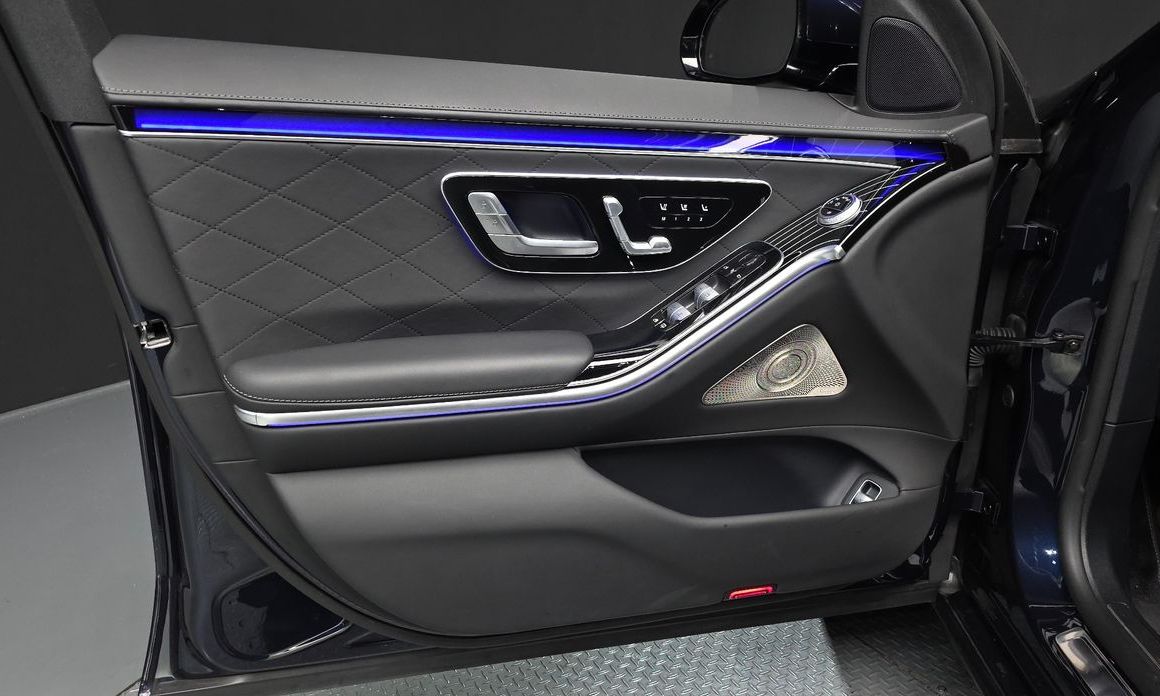Mercedes-Benz S-Class 2023