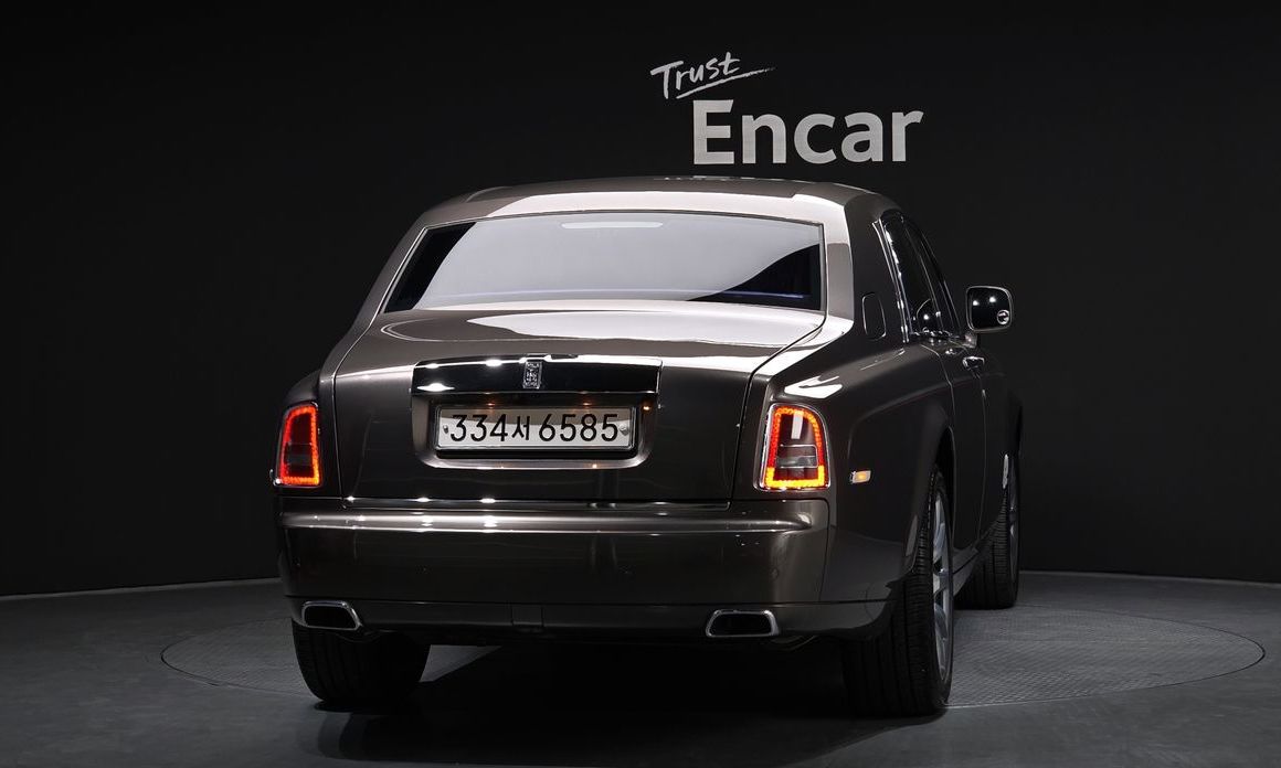 Rolls-Royce Phantom 2015