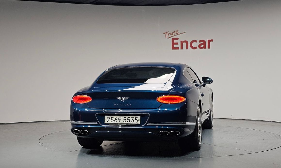 Bentley Continental 2022