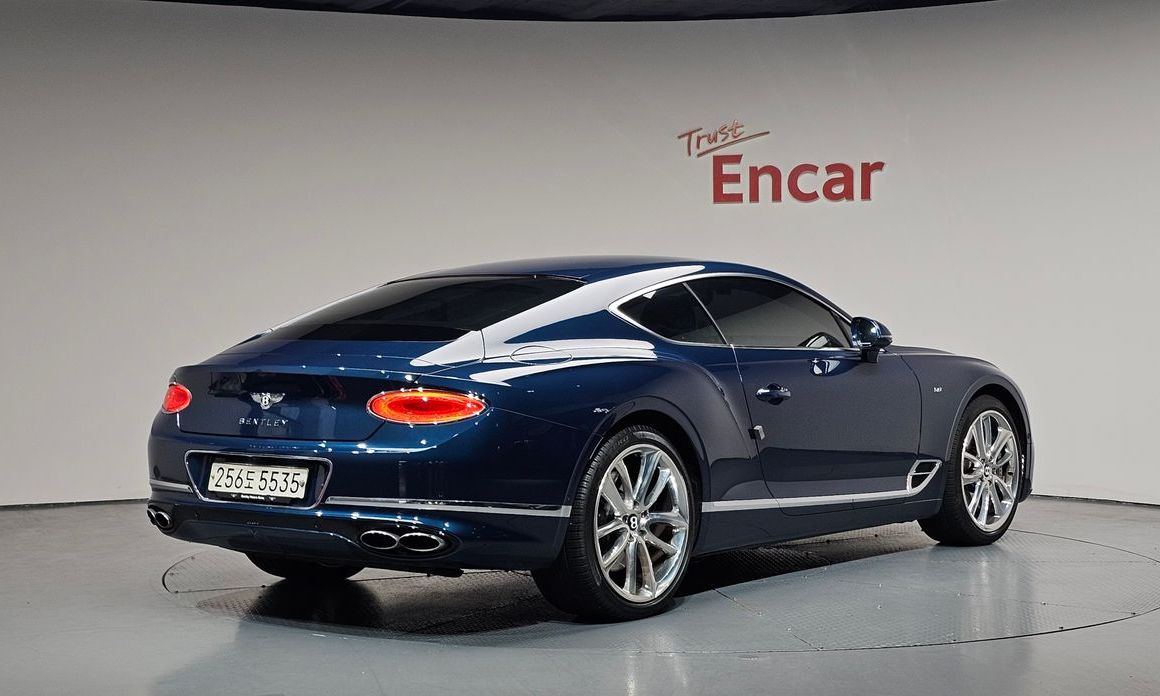 Bentley Continental 2022