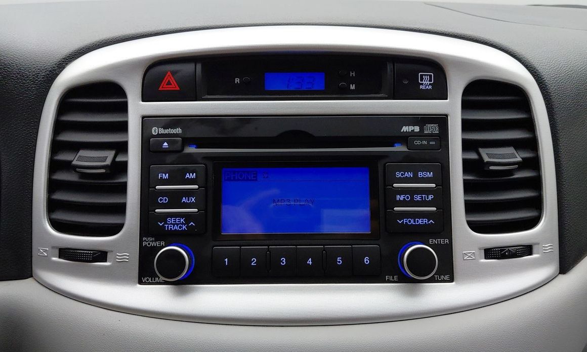 Hyundai Verna 2011