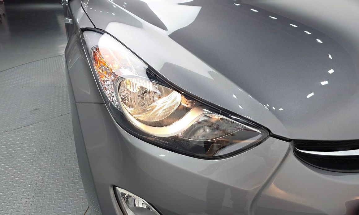 Hyundai AVANTE 2012
