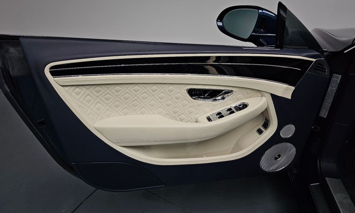 Bentley Continental 2022
