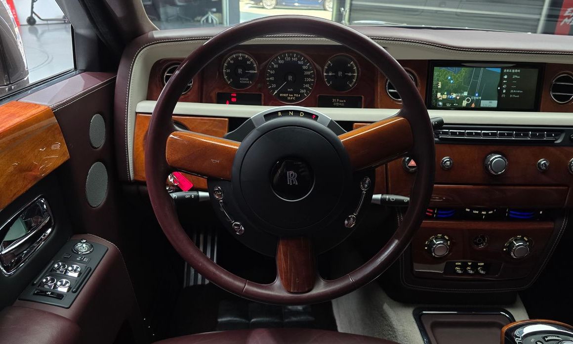 Rolls-Royce Phantom 2015