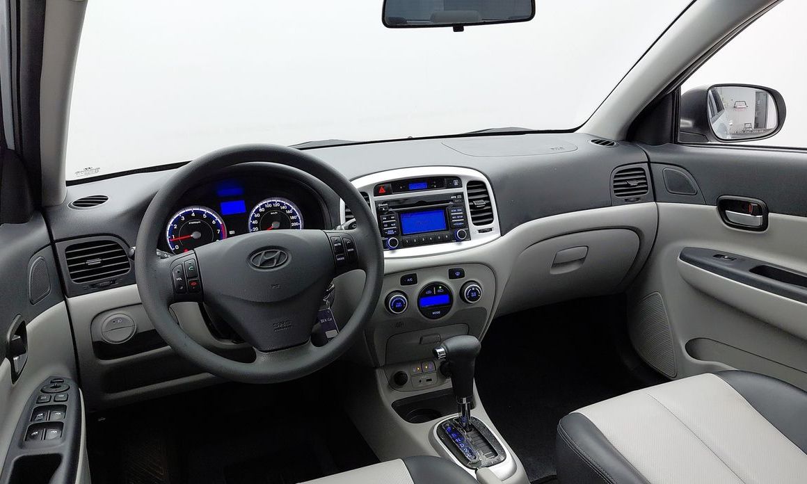 Hyundai Verna 2011