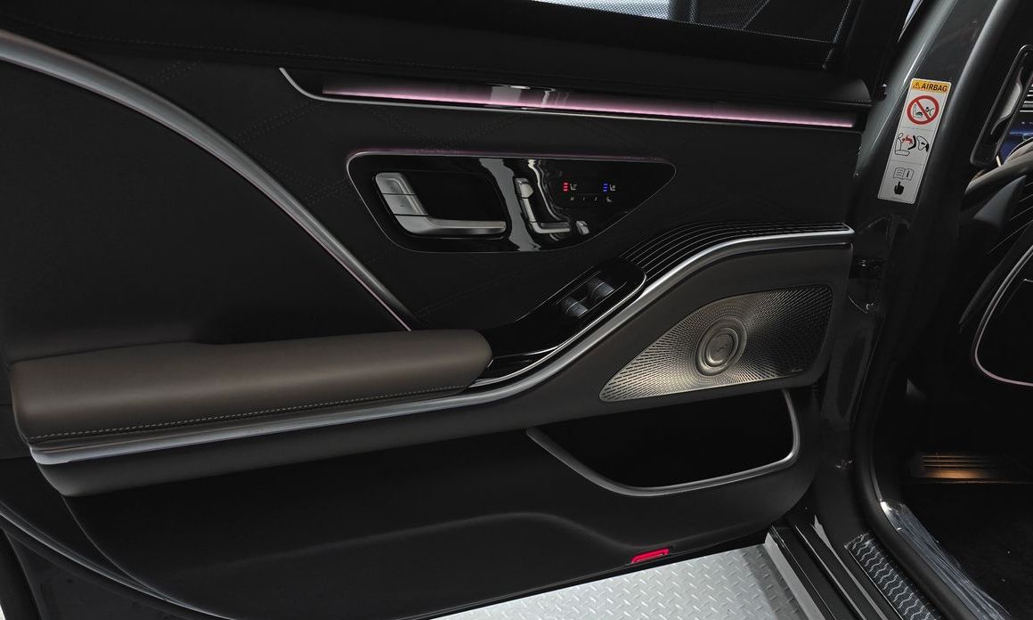 Mercedes-Benz S-Class 2024
