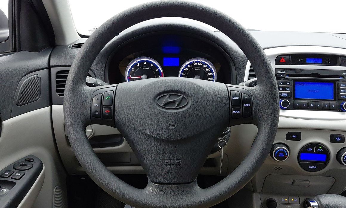 Hyundai Verna 2011