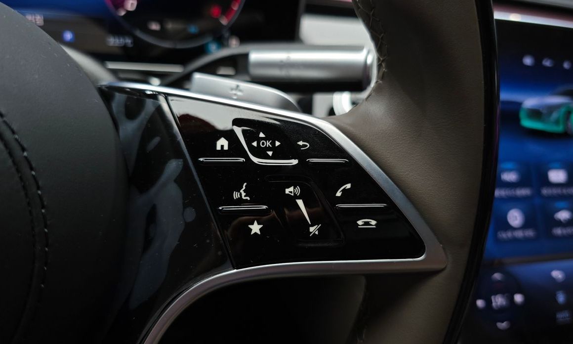 Mercedes-Benz S-Class 2024