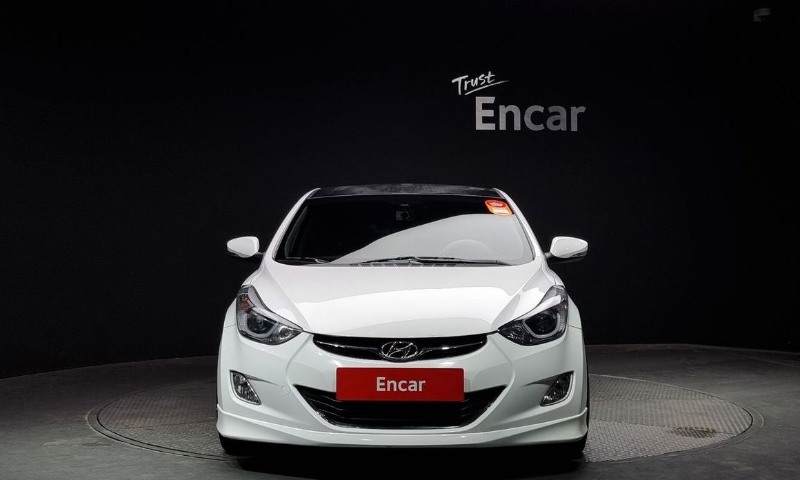 Hyundai AVANTE 2015