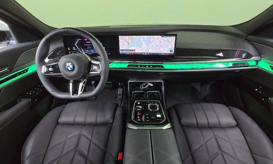 BMW 7-Series 2025