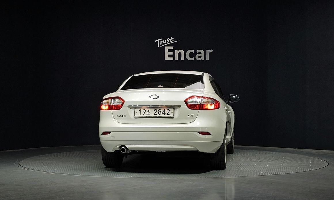 Renault-KoreaSamsung SM3 2011