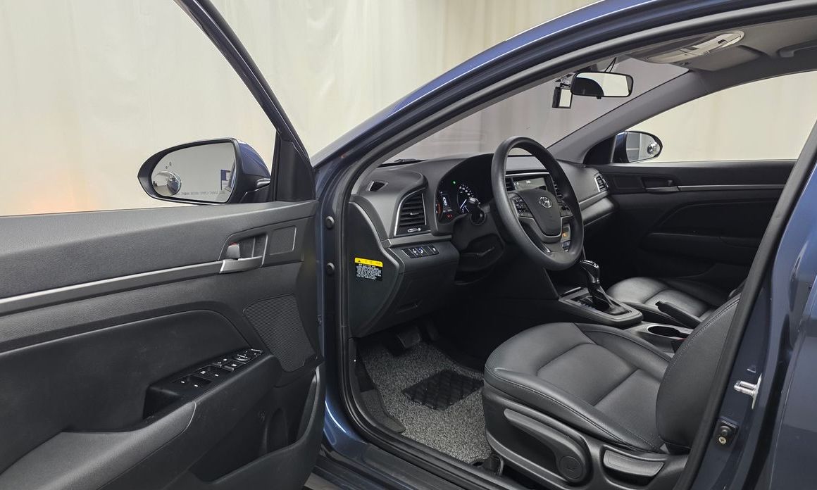 Hyundai AVANTE 2018