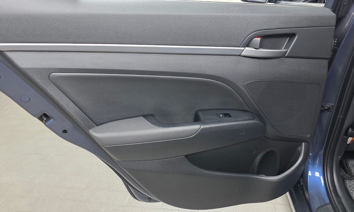 Hyundai AVANTE 2018
