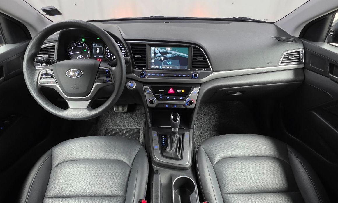 Hyundai AVANTE 2018