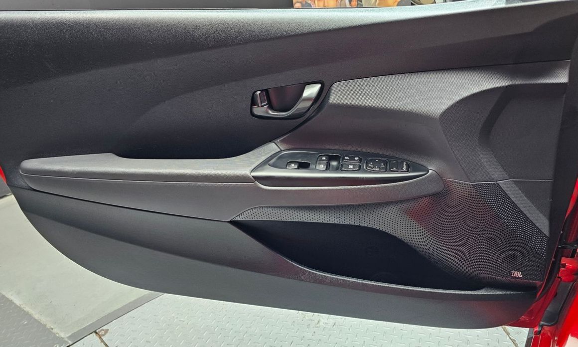 Hyundai Veloster 2019