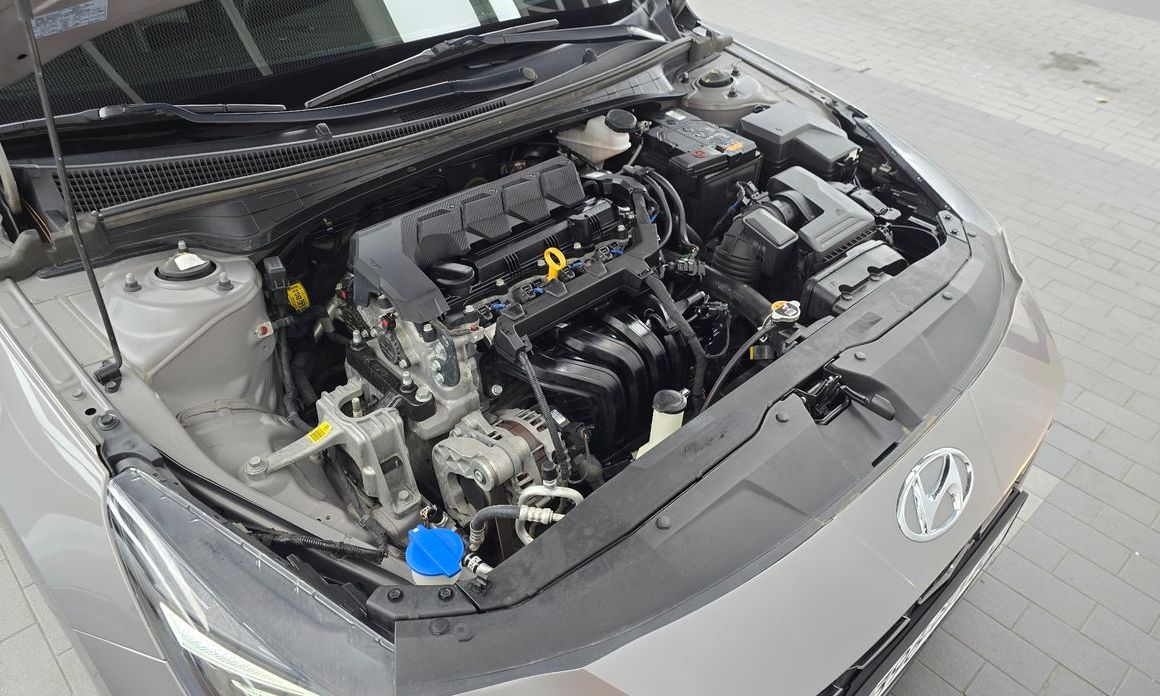 Hyundai AVANTE 2021