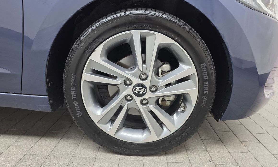 Hyundai AVANTE 2018