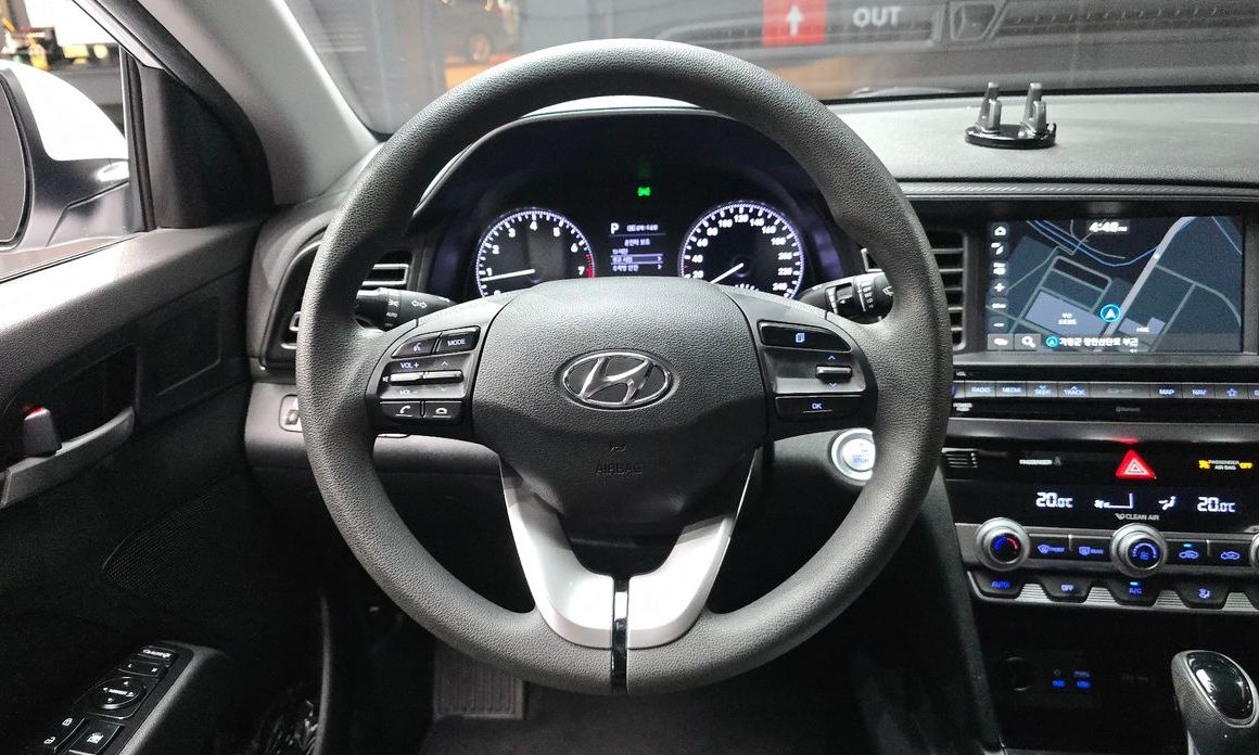 Hyundai AVANTE 2020