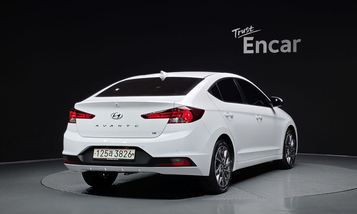 Hyundai AVANTE 2020