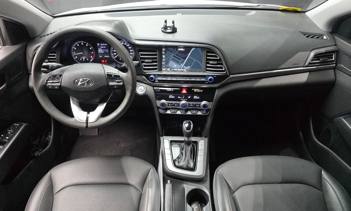 Hyundai AVANTE 2020