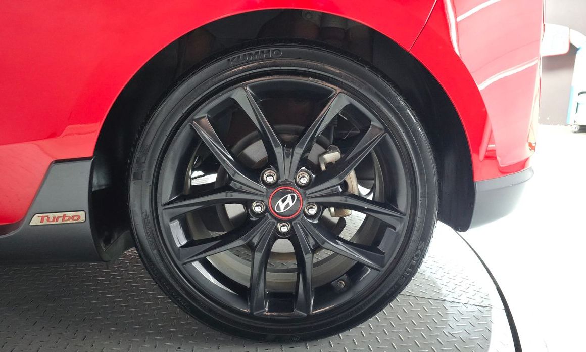 Hyundai Veloster 2019