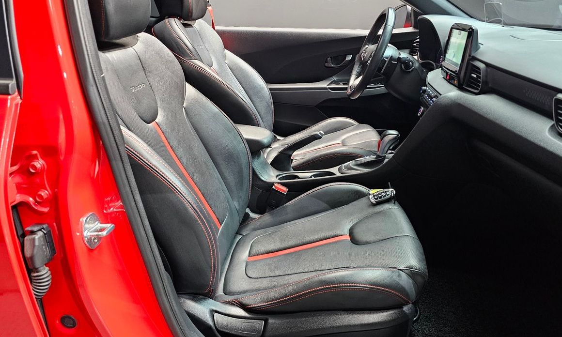 Hyundai Veloster 2019