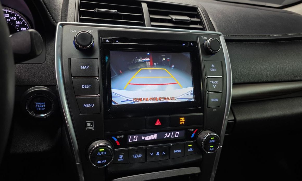 Toyota Camry 2017