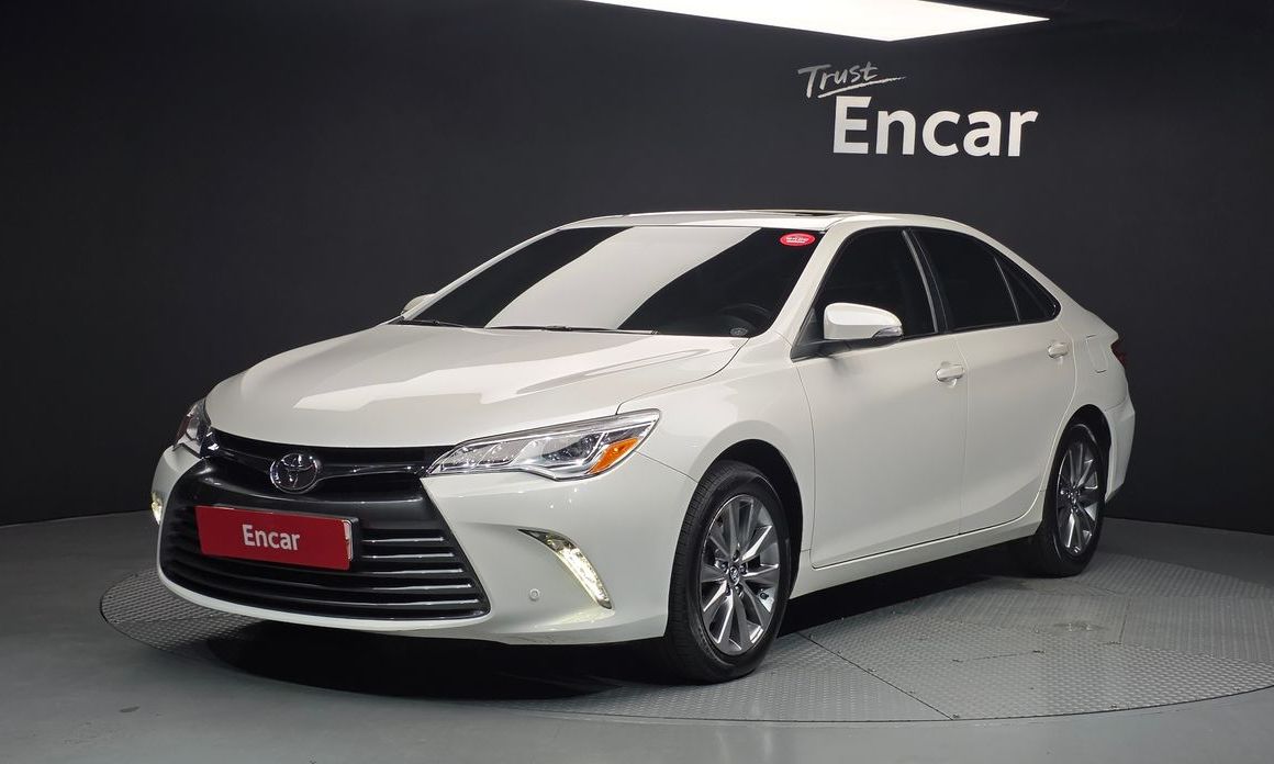 Toyota Camry 2017