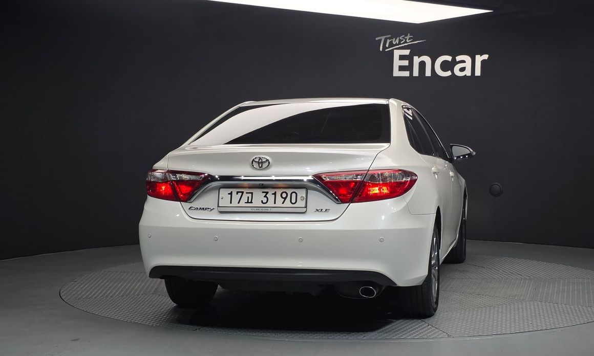 Toyota Camry 2017