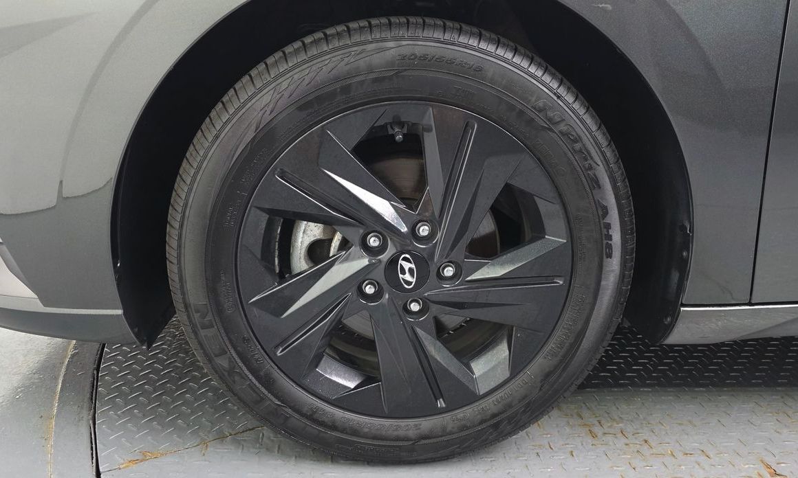 Hyundai AVANTE 2023