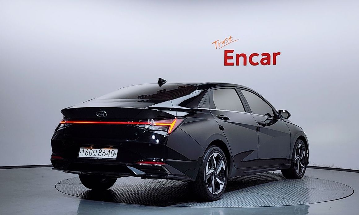 Hyundai AVANTE 2021