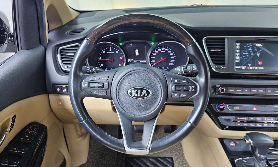 Kia Canival 2018