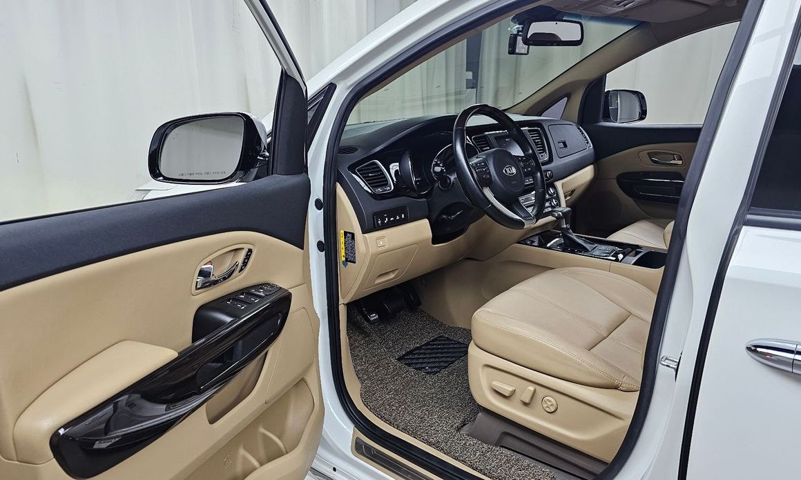 Kia Canival 2018