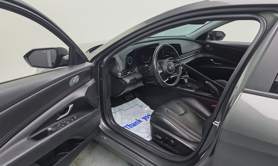 Hyundai AVANTE 2023