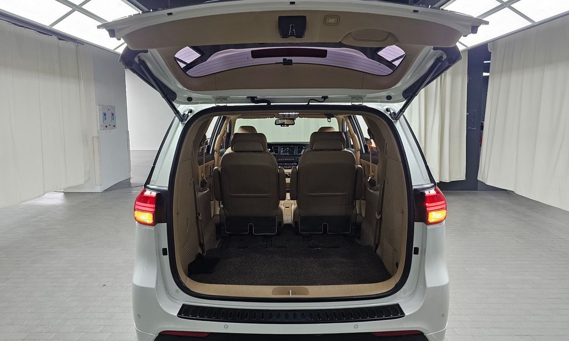 Kia Canival 2018