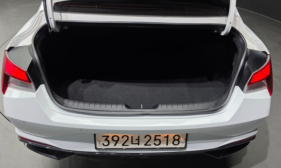 Hyundai AVANTE 2023