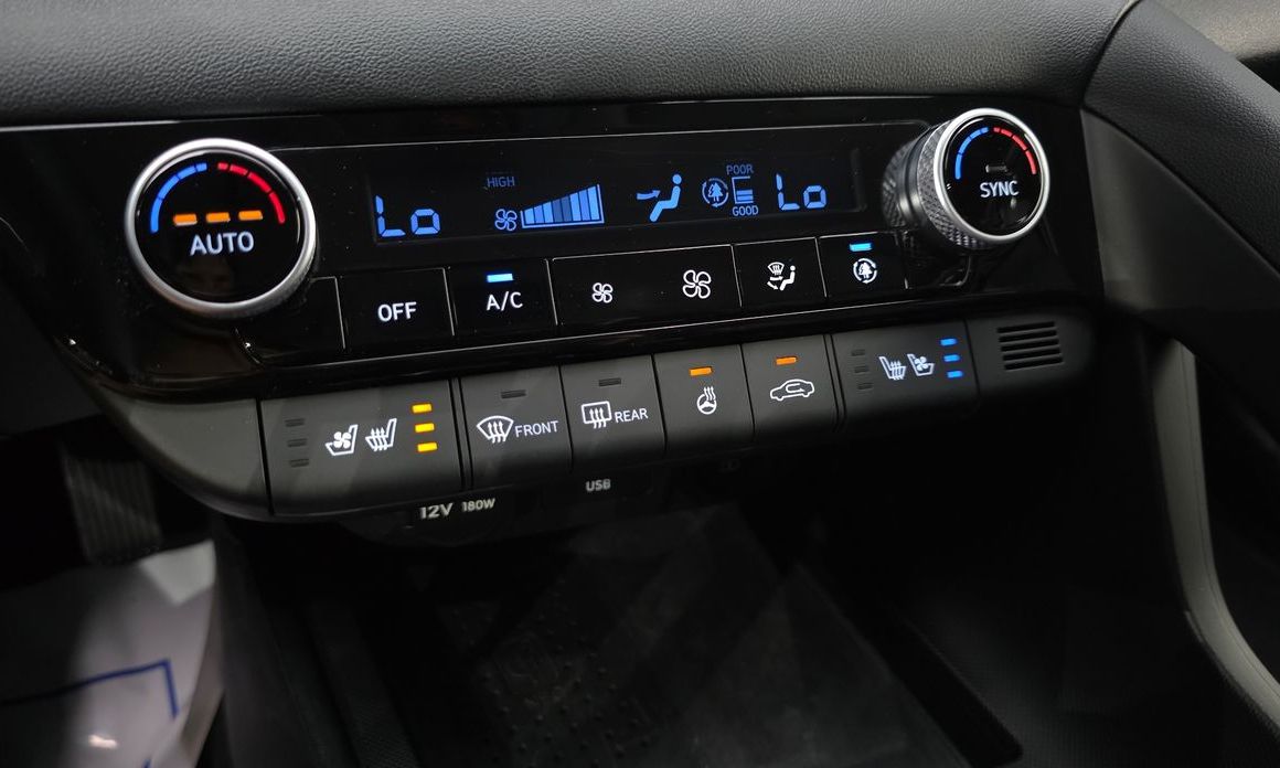 Hyundai AVANTE 2023