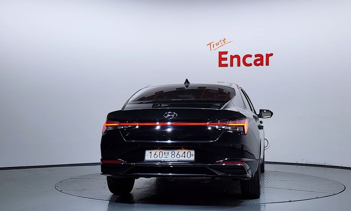 Hyundai AVANTE 2021