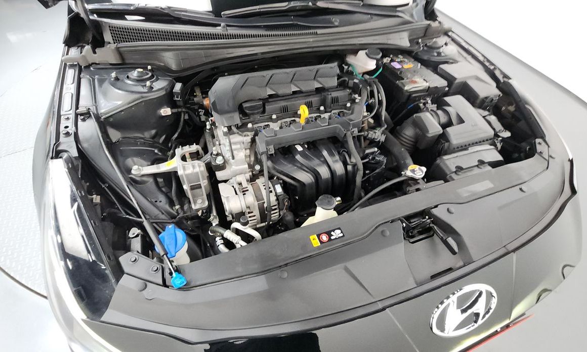 Hyundai AVANTE 2021