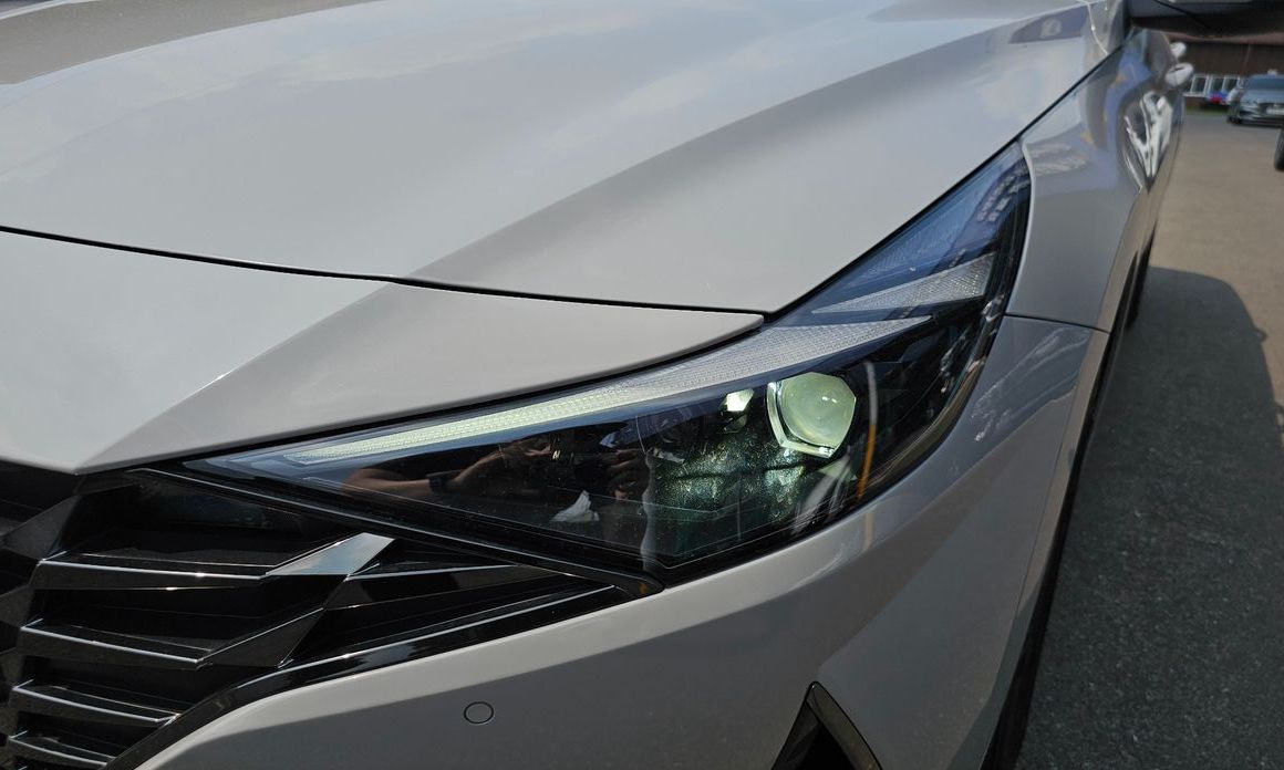 Hyundai AVANTE 2021