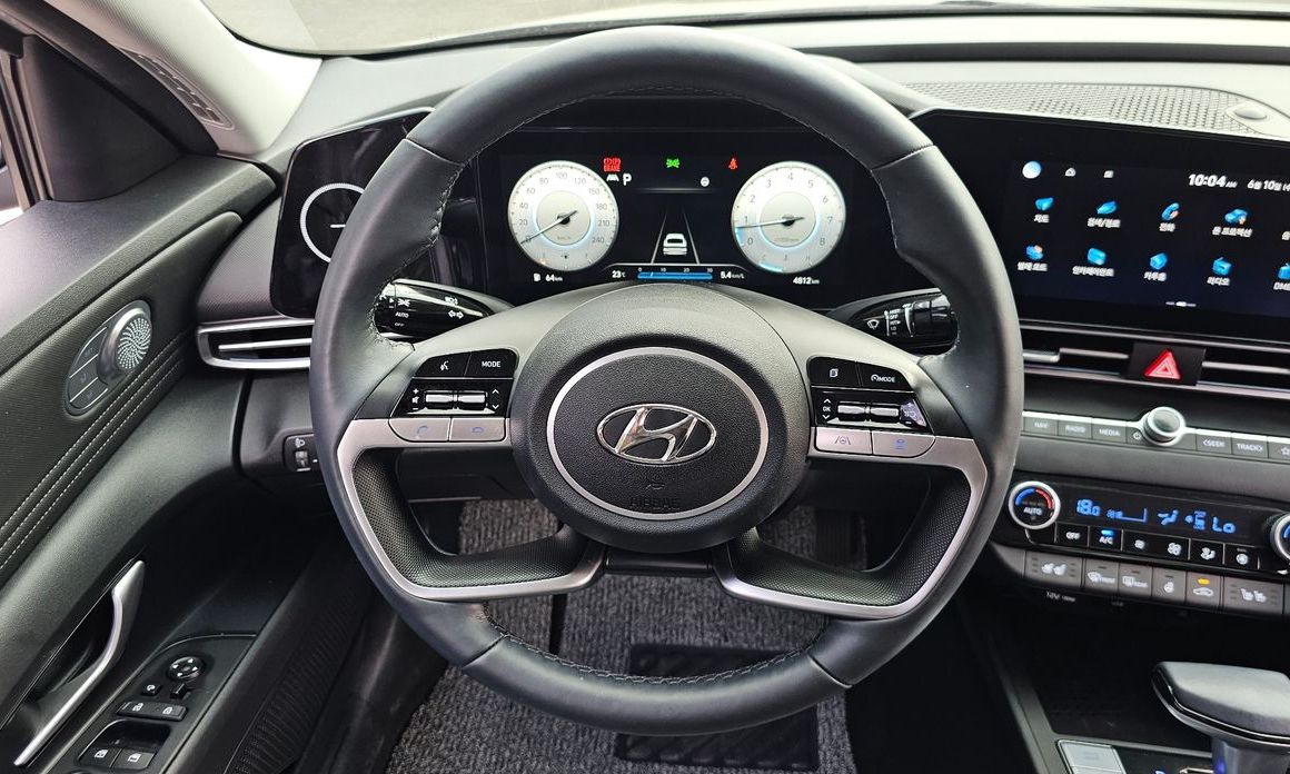 Hyundai AVANTE 2021