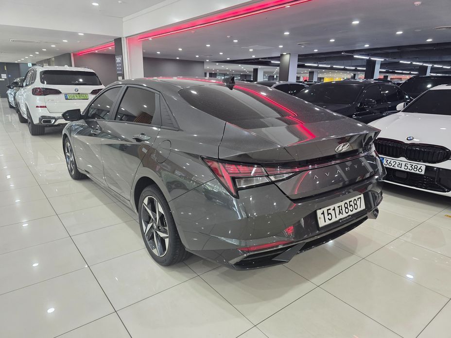 Hyundai AVANTE 2022