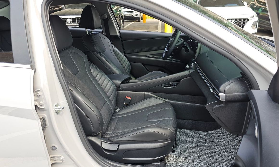 Hyundai AVANTE 2021
