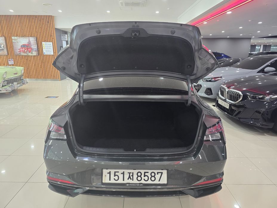 Hyundai AVANTE 2022